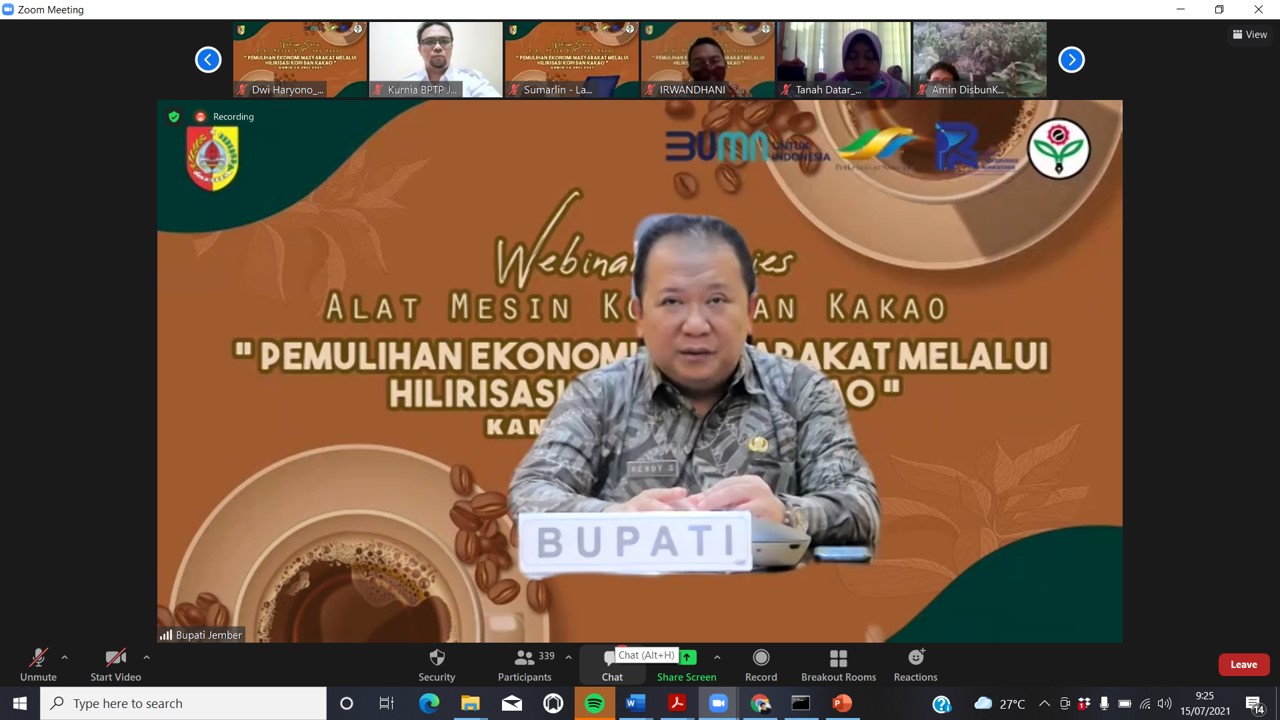 Bupati Jember buka webinar Puslitkoka "Pemulihan Ekonomi Masyarakat Melalui Hilirisasi Kopi dan Kakao".