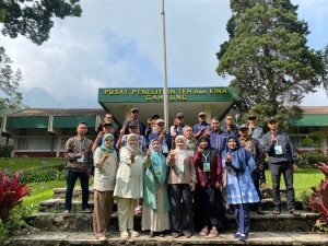 Pusat Penelitian Teh dan Kina (PPTK) Gelar Kelas Budidaya Teh untuk Petani Rakyat